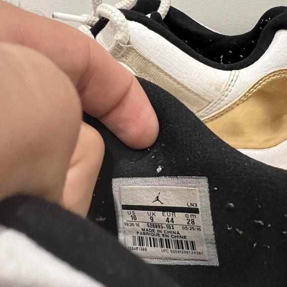 Size 10 jordan 11